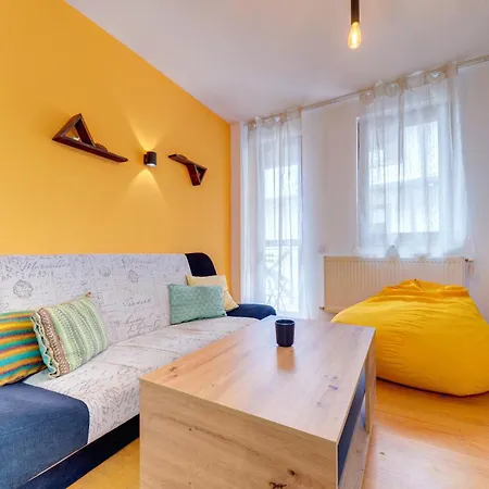 Colorful Retreat - 1bd Next To The Slopes By Flat Manager Pamporovo